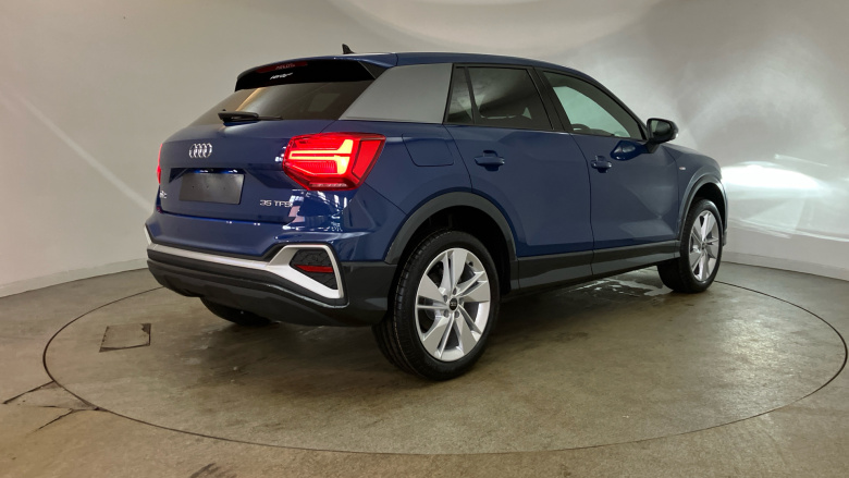 Audi Q2 35 TFSI S Line 5dr S Tronic [Tech] Petrol Estate